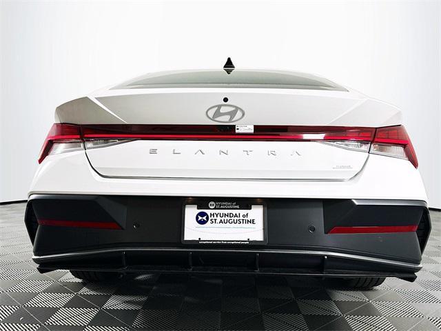 new 2024 Hyundai Elantra car, priced at $31,605