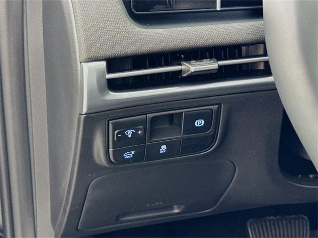 new 2025 Hyundai Tucson car, priced at $41,260