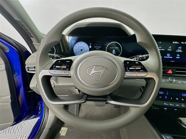 new 2024 Hyundai Elantra car, priced at $25,285
