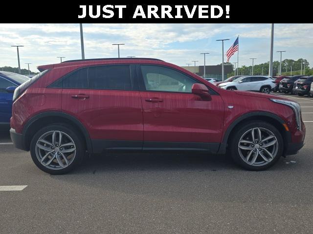 used 2020 Cadillac XT4 car, priced at $25,000