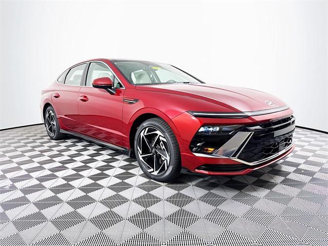 new 2025 Hyundai Sonata car, priced at $32,218