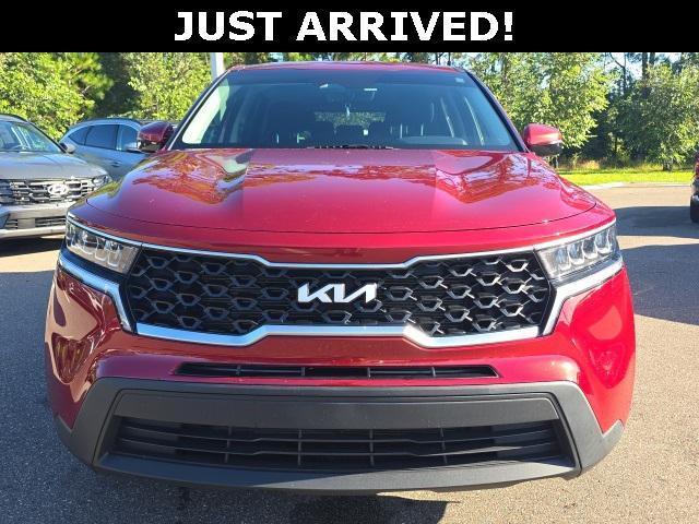 used 2023 Kia Sorento car, priced at $22,606