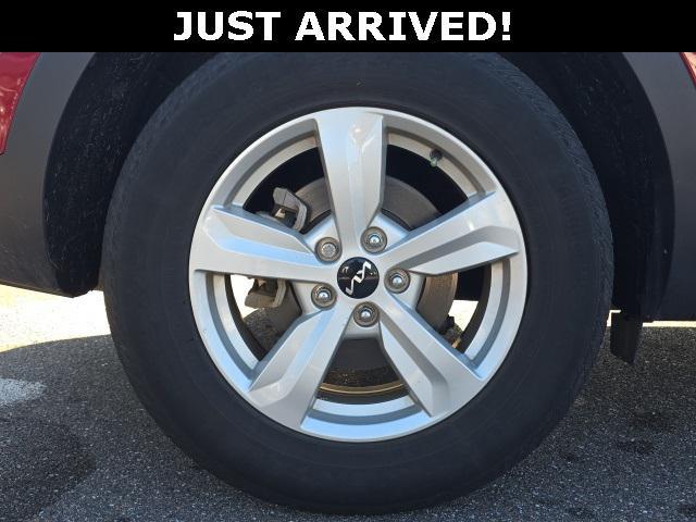 used 2023 Kia Sorento car, priced at $22,606