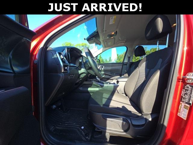 used 2023 Kia Sorento car, priced at $22,606