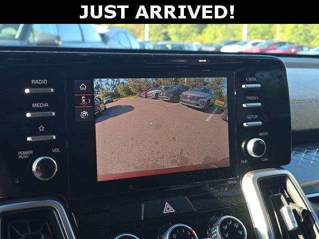 used 2023 Kia Sorento car, priced at $22,606