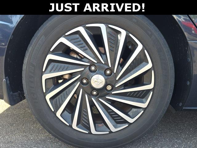 used 2021 Hyundai Sonata car, priced at $21,982