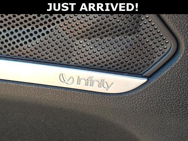 used 2020 Hyundai Santa Fe car, priced at $19,171