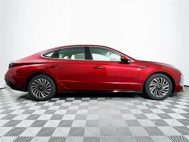 new 2025 Hyundai Sonata Hybrid car, priced at $33,580