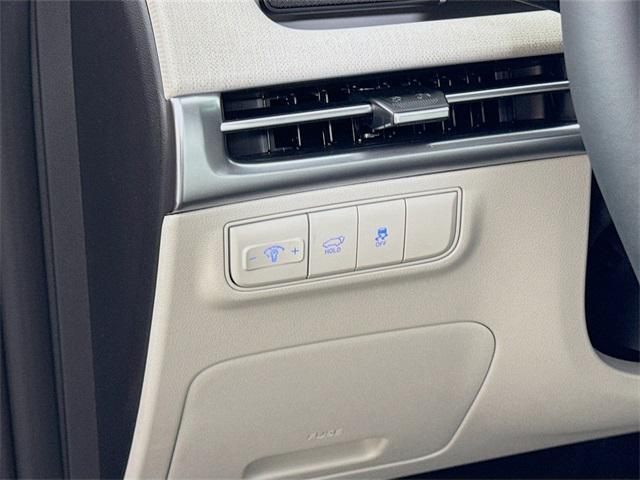 new 2025 Hyundai Tucson car, priced at $35,735