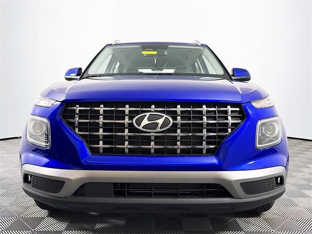 new 2025 Hyundai Venue car, priced at $25,066