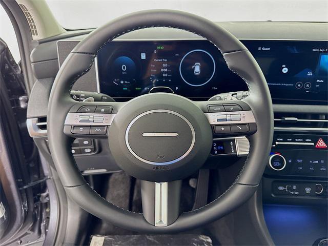 new 2025 Hyundai TUCSON Hybrid car, priced at $39,210