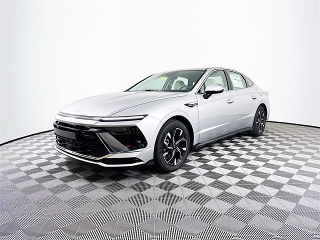 new 2025 Hyundai Sonata car, priced at $29,825