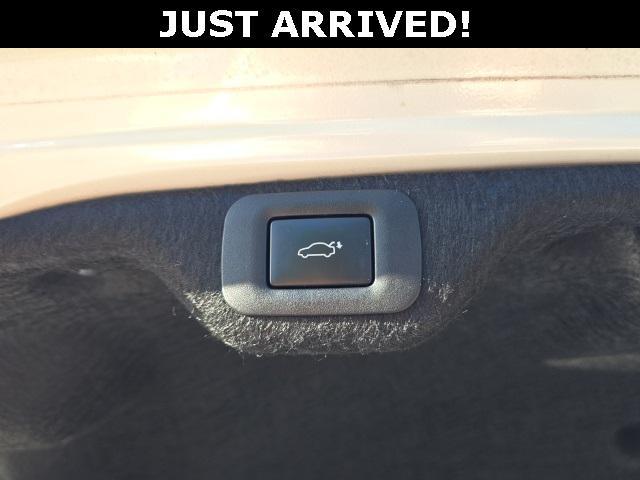 used 2023 Lexus ES 350 car, priced at $39,999