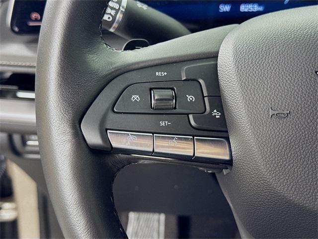 used 2025 Cadillac XT4 car, priced at $39,997
