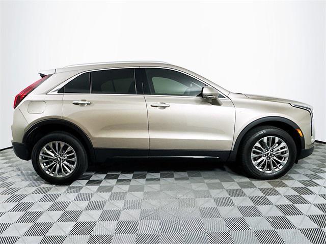 used 2025 Cadillac XT4 car, priced at $39,997