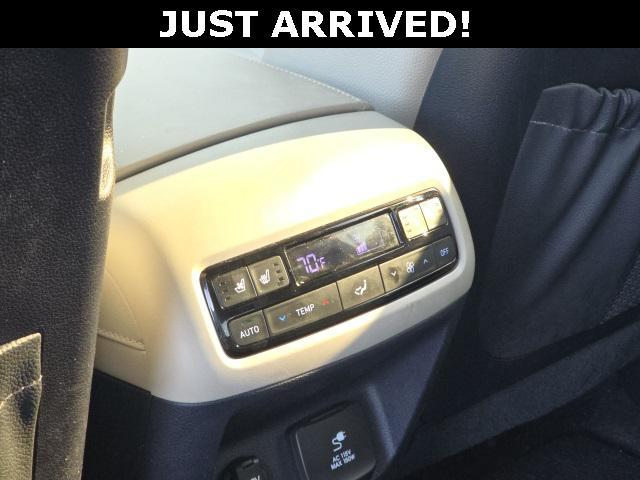 used 2024 Hyundai Palisade car, priced at $40,000