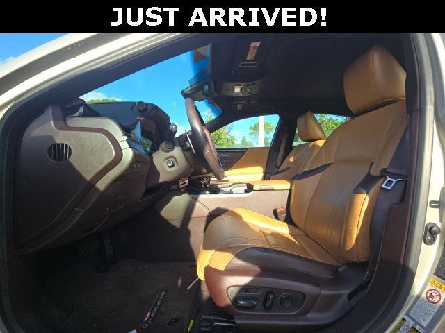 used 2019 Lexus ES 350 car, priced at $28,000