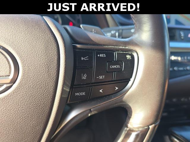 used 2019 Lexus ES 350 car, priced at $28,000