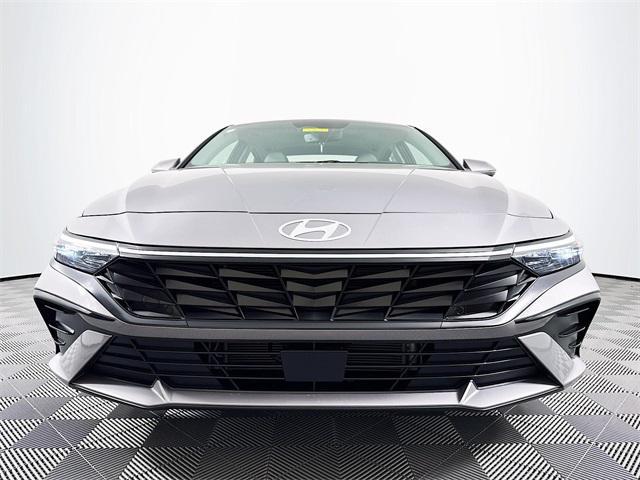 new 2025 Hyundai Elantra car, priced at $31,380