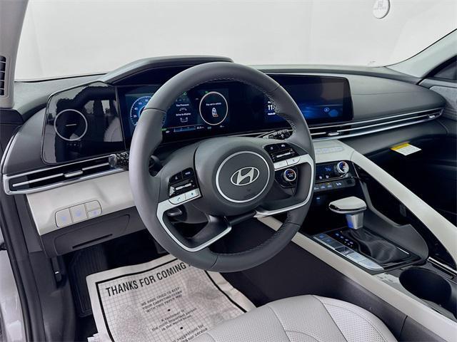 new 2025 Hyundai Elantra car, priced at $31,380