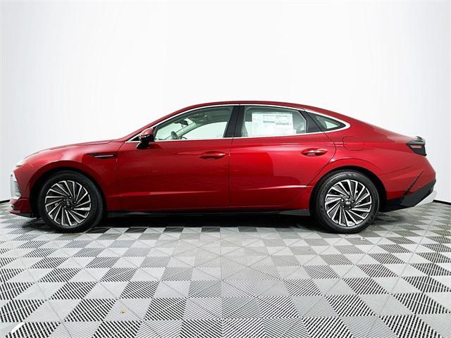 new 2025 Hyundai Sonata Hybrid car, priced at $39,980