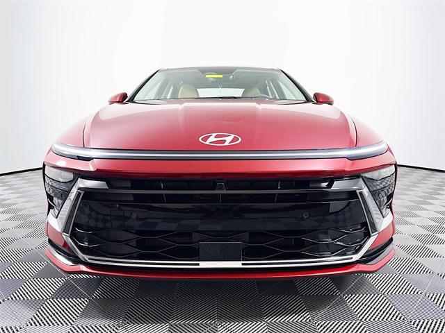 new 2025 Hyundai Sonata Hybrid car, priced at $39,980