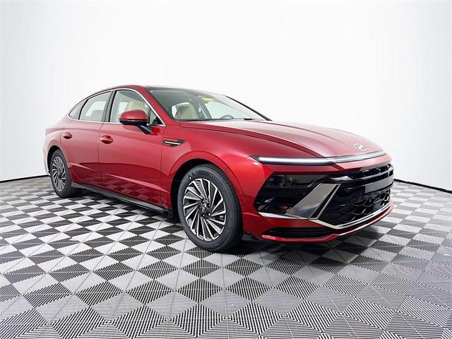 new 2025 Hyundai Sonata Hybrid car, priced at $39,980