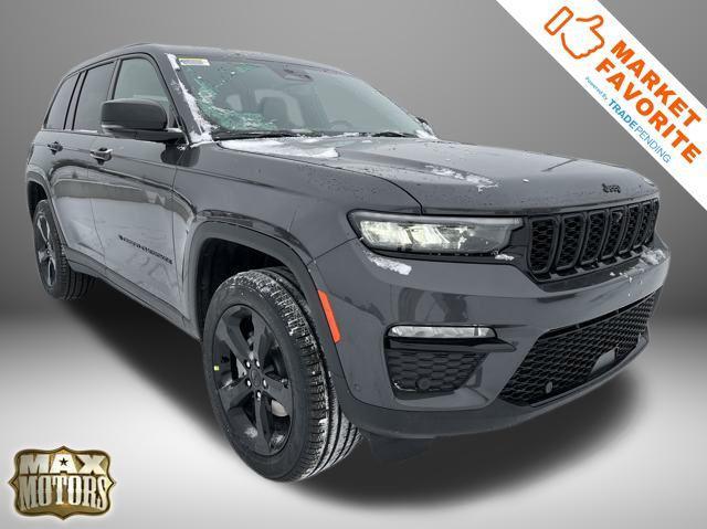 new 2025 Jeep Grand Cherokee car, priced at $49,988