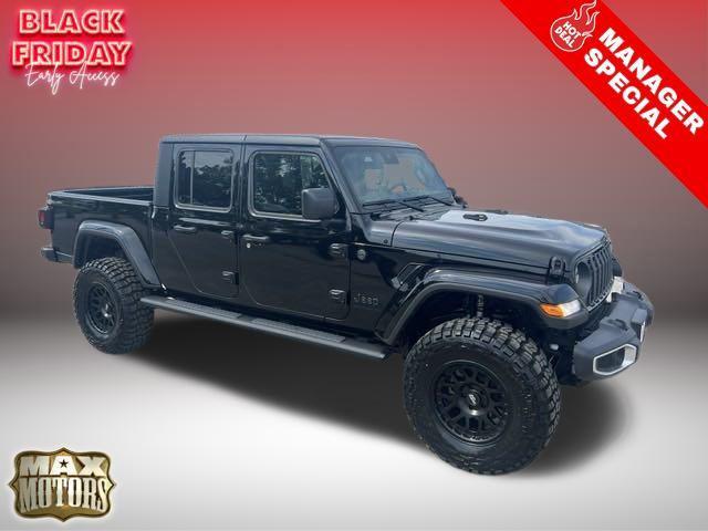 new 2024 Jeep Gladiator car, priced at $47,831