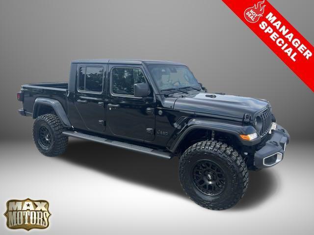 new 2024 Jeep Gladiator car, priced at $39,831