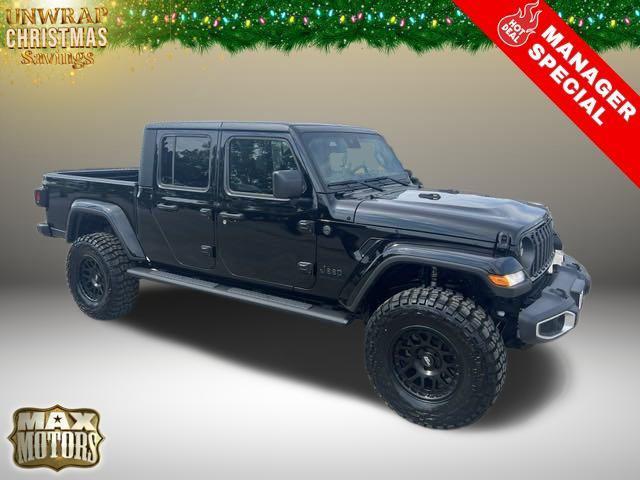 new 2024 Jeep Gladiator car, priced at $55,217