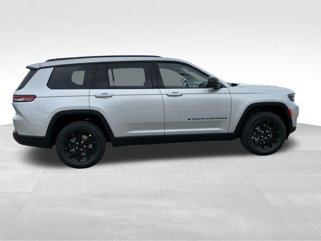 new 2024 Jeep Grand Cherokee L car, priced at $44,035