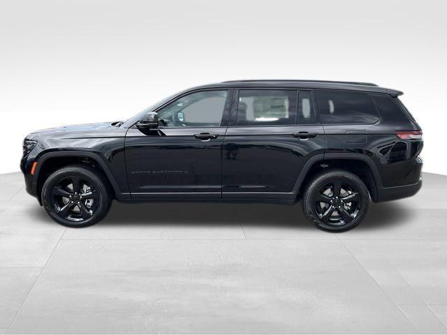 new 2024 Jeep Grand Cherokee L car, priced at $52,914