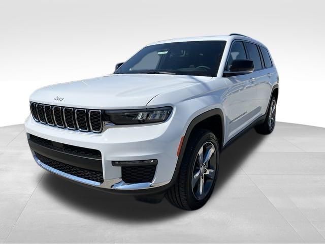 new 2024 Jeep Grand Cherokee L car, priced at $48,914