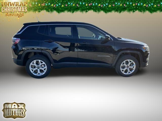 new 2025 Jeep Compass car, priced at $26,998