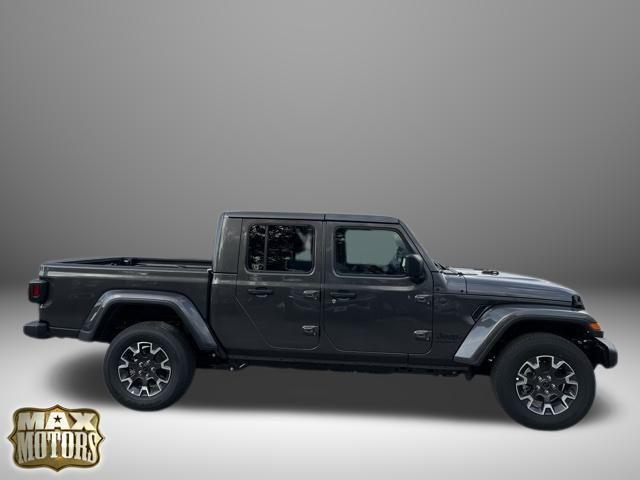 new 2024 Jeep Gladiator car, priced at $50,666