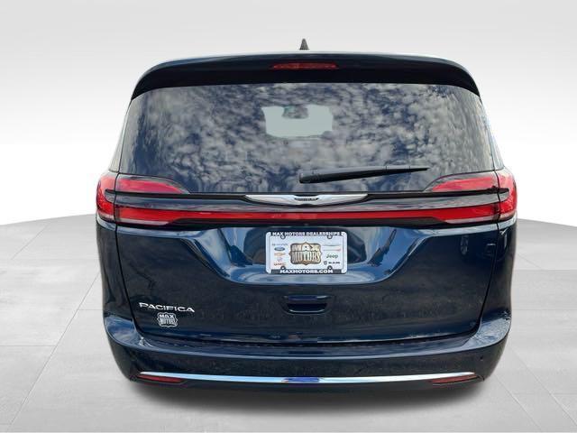 new 2024 Chrysler Pacifica car, priced at $34,995