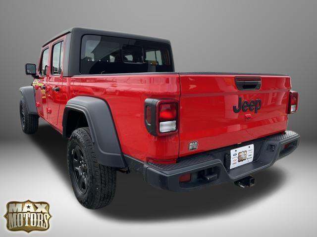 used 2023 Jeep Gladiator car, priced at $32,462