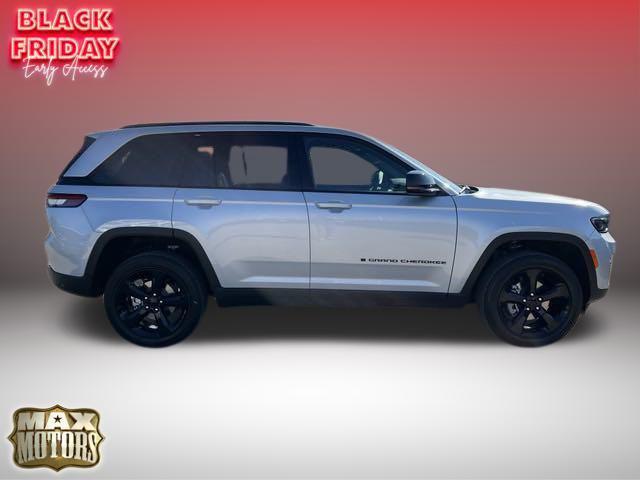 new 2025 Jeep Grand Cherokee car, priced at $45,288