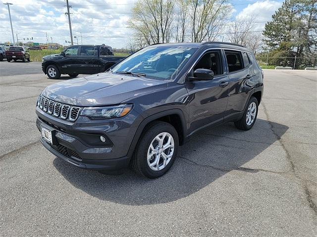 new 2024 Jeep Compass car, priced at $31,610