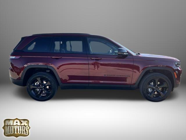 new 2025 Jeep Grand Cherokee car, priced at $54,988