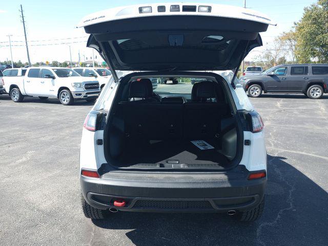 new 2022 Jeep Cherokee car, priced at $26,941