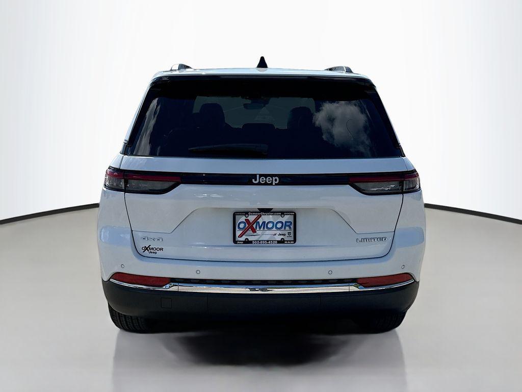 new 2025 Jeep Grand Cherokee car, priced at $42,415