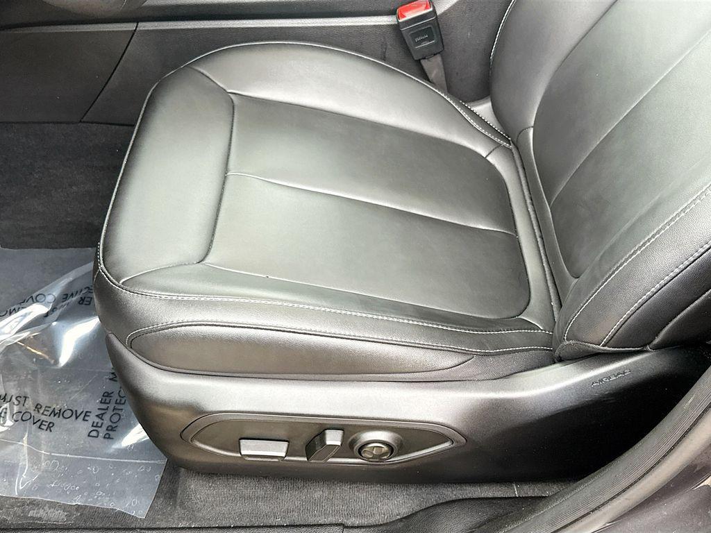 used 2024 Jeep Grand Cherokee L car, priced at $38,500