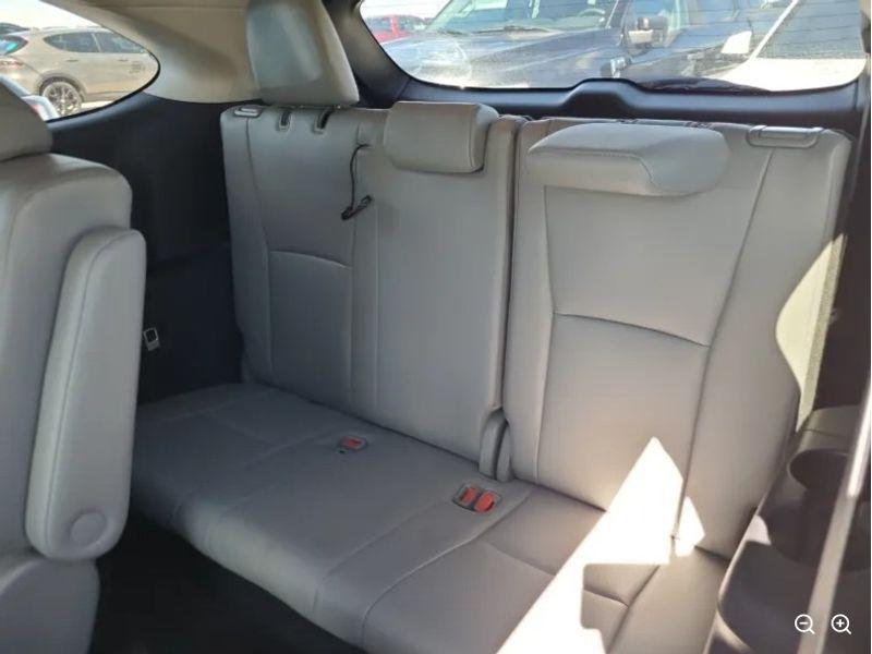 used 2020 Toyota Highlander Hybrid car, priced at $29,250