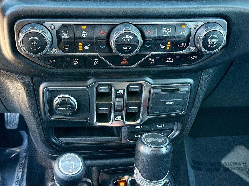 used 2021 Jeep Wrangler Unlimited car, priced at $33,000