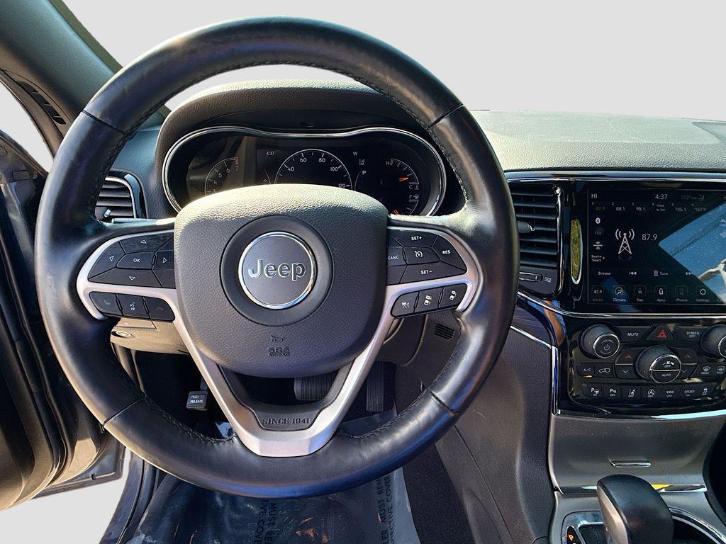 used 2021 Jeep Grand Cherokee car, priced at $30,800