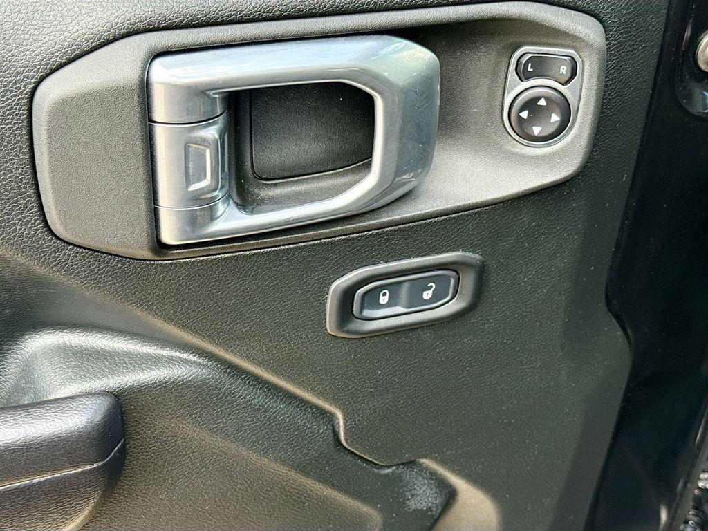 used 2021 Jeep Wrangler Unlimited car, priced at $31,500