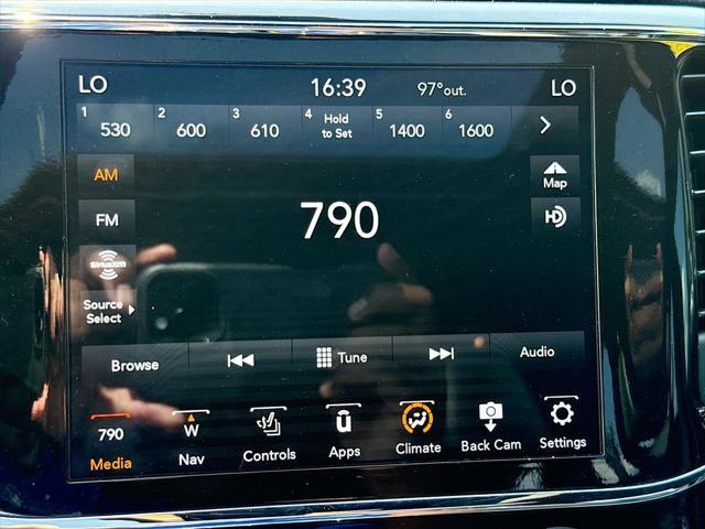 used 2022 Jeep Grand Cherokee car, priced at $31,750