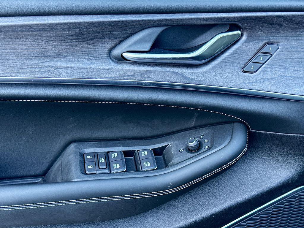 new 2025 Jeep Grand Cherokee car, priced at $53,080